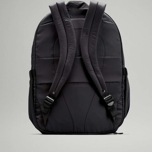 Lululemon Pack It Up Backpack 21L Black - Picture 3 of 16